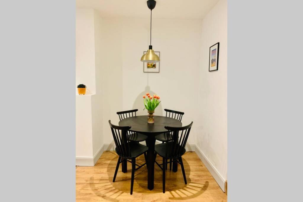 The Nook - A Stylish Apartment With Garden, Near The Beach Berwick Upon Tweed ภายนอก รูปภาพ